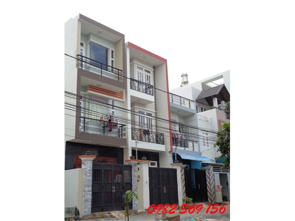 Bán nhà mới 3 tấm, giá 1.35 tỷ, Bình Tân, miễn trung gian
